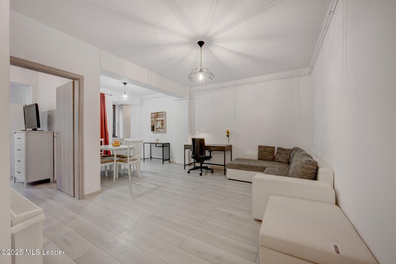 1 Mai Studio modern de inchiriat langa metrou 1 Mai