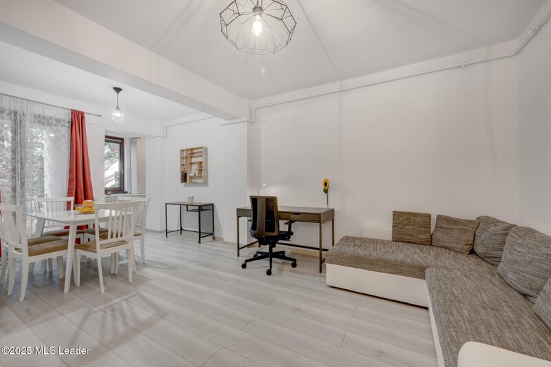 1 Mai Studio modern de inchiriat langa metrou 1 Mai